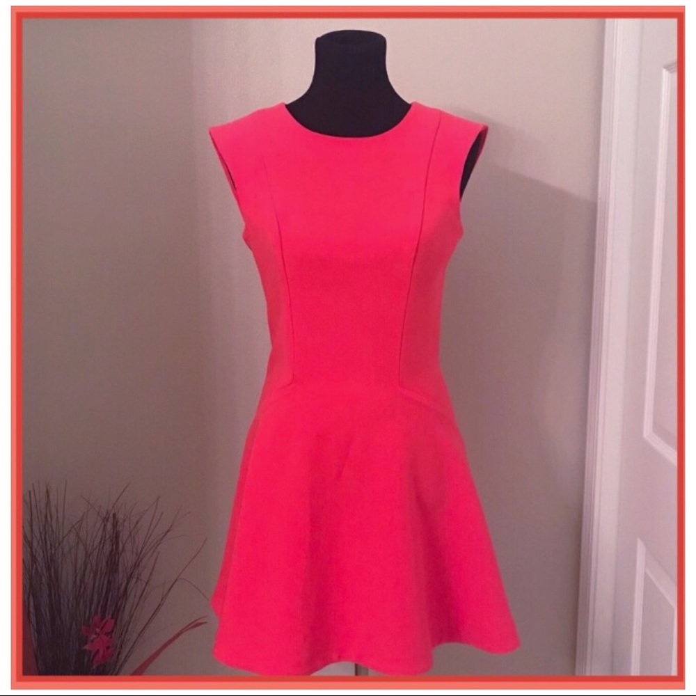🆕 H&M Coral Mini Dress
